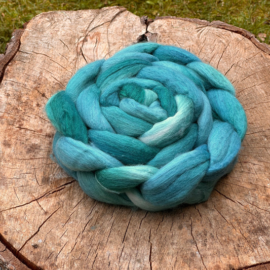 Äkta turkos - Haunui wool 19,6 micron 70% + silke 30%