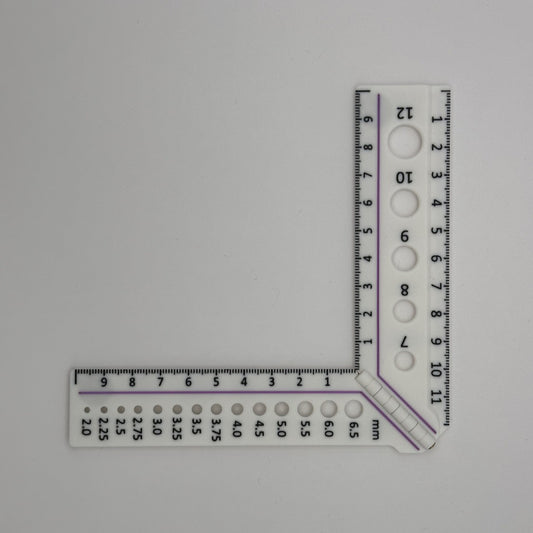 Molly, the Multi Measuring Ruler