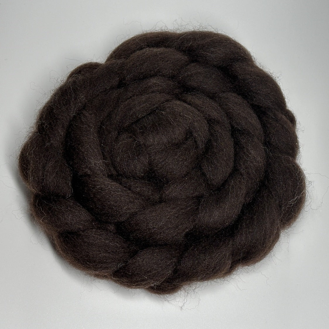 Haunui wool - medium - Midnight 26.8 micron